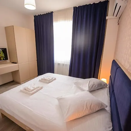 Magnum Aparthotel 3*